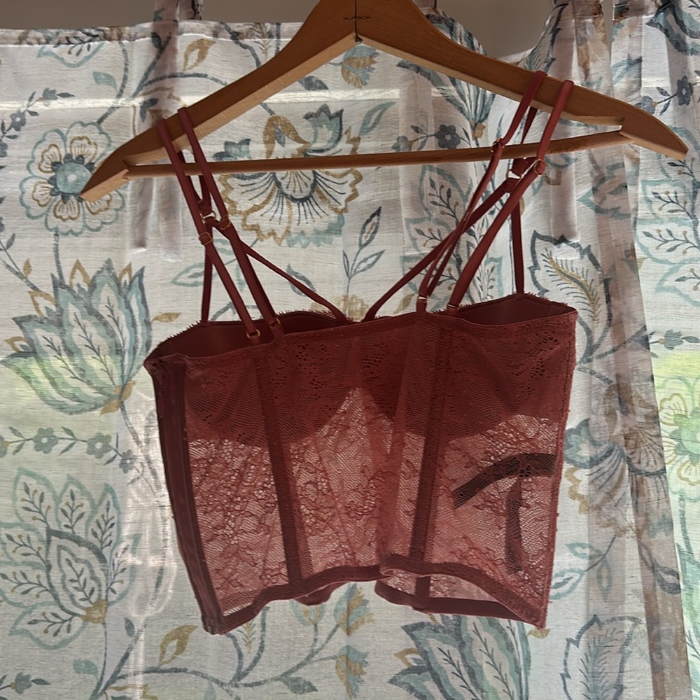 2 Victoria’s Secret sexy lace bustier corset bras 34B - Picture 5 of 13